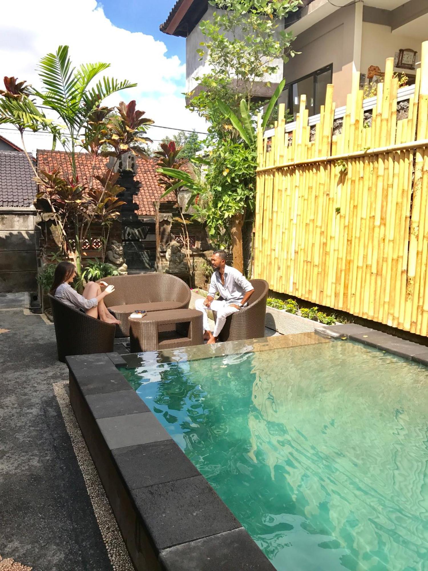 Inn Between Ubud Eksteriør bilde